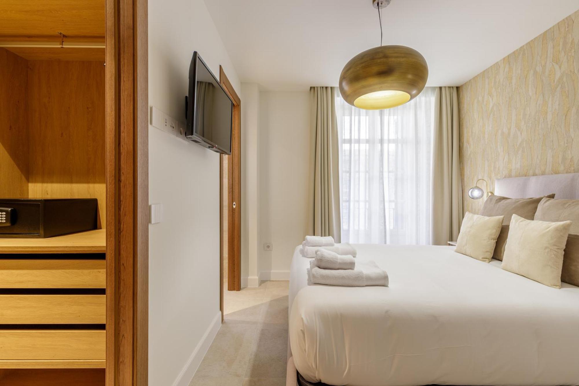 Plaza Del Siglo Suites & Boutique Apartments By Caleta Homes Malaga Bagian luar foto