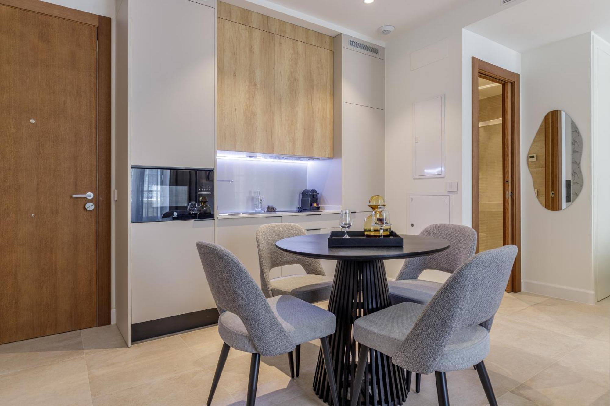 Plaza Del Siglo Suites & Boutique Apartments By Caleta Homes Malaga Bagian luar foto